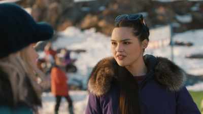 -What do I do?
-You go greet her. - North of North
