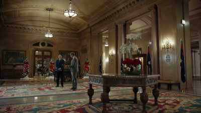 What do they know about it? - A Royal Christmas Crush