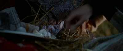 What do they need him for?
He's an old man with one arm. - The Last Frontier