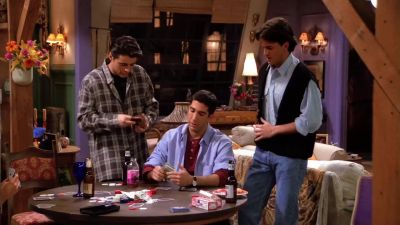 - What do you need? What do you need?
- Fifteen. - Friends
