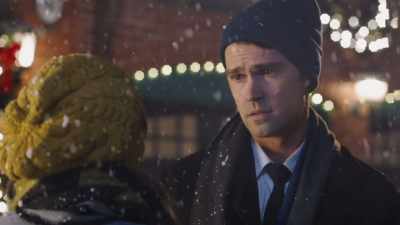 What do you say,
come on, please? - Grounded for Christmas