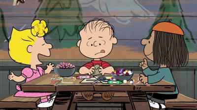 What do you think? Gold twine or red? - Camp Snoopy