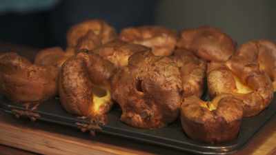 What do we think? I'm struggling
not to just eat those. - James May: Oh Cook!