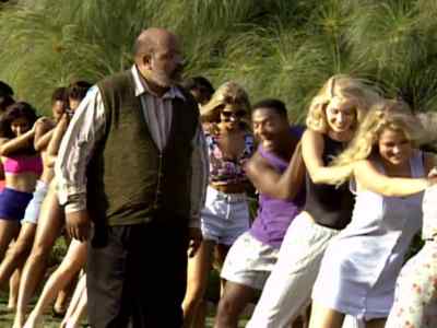 - What do you think you're doing?
- The bunny hop. - The Fresh Prince of Bel-Air