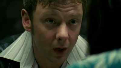 - What do you want me to do?
- I'm not safe at my place. - Life on Mars