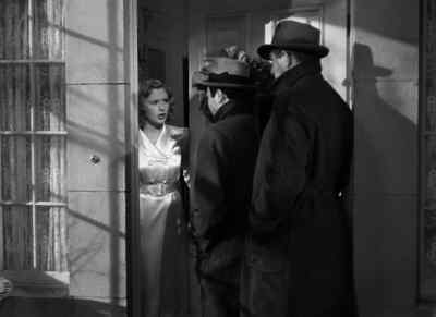 - What do you want?
- We got a message for you from George. - The Roaring Twenties