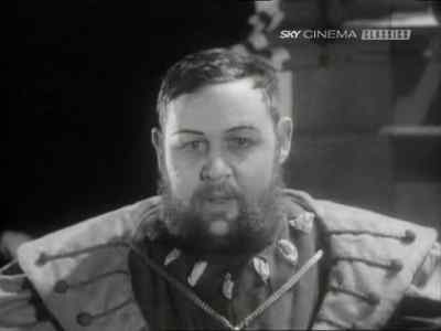 - What do you want?
- Your Majesty, it's a boy. - The Private Life of Henry VIII