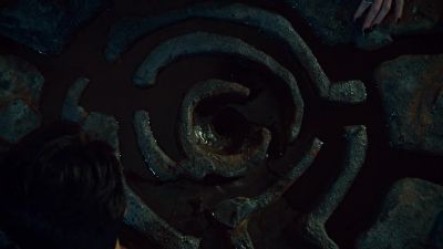 ♪ What do you
have to lose, really? - Shadowhunters