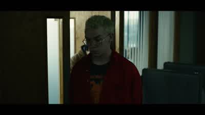 What do you listen to? - Black Mirror: Bandersnatch