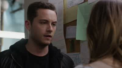 What do you need here, Erin? - Chicago P.D.