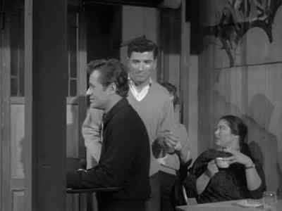 WHAT DO YOU SAY,                
WALTER ?                        
            HI.                  - A Bucket of Blood