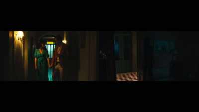 -What do you
think about that?
-I don't know. - Jett