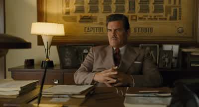 What does it cost to shut down PlentyYou know how big the picture is we're on Stages 5 and 14if we're carrying everybody in the final scenewho's up on cruciﬁxes that's 340 an hour hardship pay 8 hour minimum - Hail, Caesar!