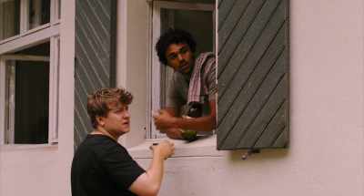 - What does she do?
- I don't know. - Afire