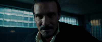 - What does that mean?
- Ricochet. - Copshop