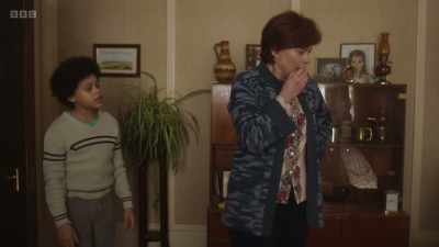 What does "siblings" mean? Oh, love.
Does it mean you think I'm bad? - My Name Is Leon