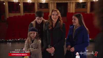 - What does the great Lukas
Hofbauer have planned now? - Christmas in Vienna