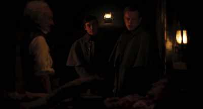 -What does this to a man,
Doctor? - Raven's Hollow