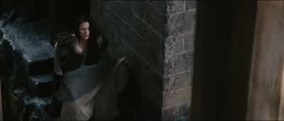 What does she want from meYour beating heart - Snow White and the Huntsman