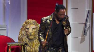 "What you doing, using the Shake Weight?"
"I'm rioting, goddamn it, I'm rioting." - Katt Williams: Great America