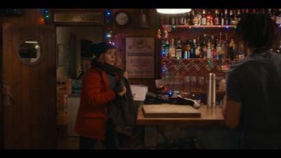 What d'you think you're doing? We're closing up. - Whitstable Pearl