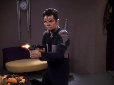 What is going on? - Star Trek: The Next Generation