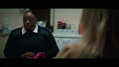 What you gone for? Nice bit of ham?
Yeah. Thanks. - Mr. Bigstuff