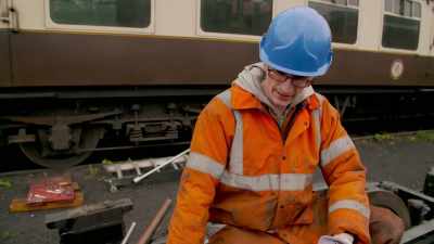 What we got here
is our centre casting - Great Rail Restorations with Peter Snow