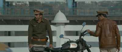 -What happened? Broke down again?
-Your brains have broken down. - Raat Akeli Hai
