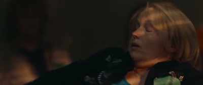 - What happened? D?
- He's awake. - Stronger