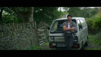 What happened? Did it bolt?
Bolt? No, it's in the van. - Brassic