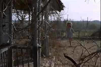 - What happened?
- Get in the truck. - Flesh and Bone