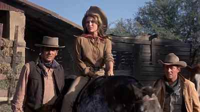 - What happened?
- Luke. He's been killed. - El Dorado