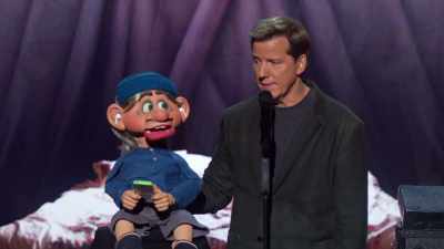 - What happened?
- Nothing. I swear to God. - Jeff Dunham: Me The People