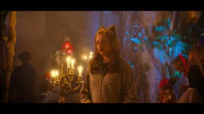-What happened? - The Kissing Booth 2