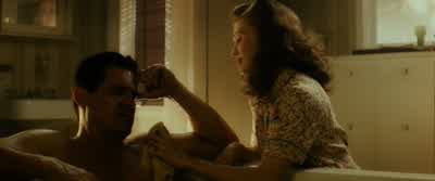 What happened this time? - Gangster Squad