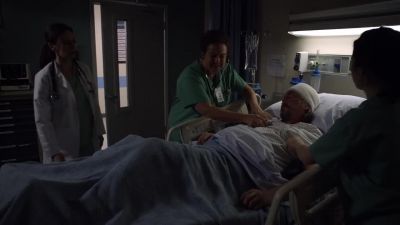 - What happened?
- Uh, severe head pain. - Sons of Anarchy