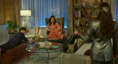 - What happened to you?
- Guys, not now. - Tell It Like a Woman
