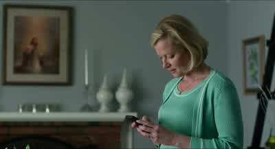 What happened to your hand? - Manchester by the Sea