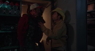 What happens if this thing eats your food - Tremors 3: Back to Perfection