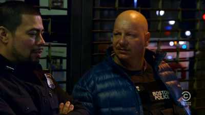 What happens when
a Mariachi band shows up - Jeff Ross Roasts Cops
