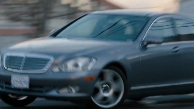 - What is he doing?
- He knows we're following. - Law & Order: Organized Crime