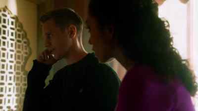 - What?
- Hey. - Nikita