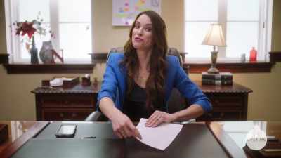What I have before me
is the Christmas contract. - The Christmas Contract