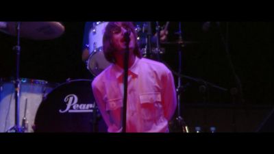 ♪ What I heard is not
What I hear - Oasis: Knebworth 1996