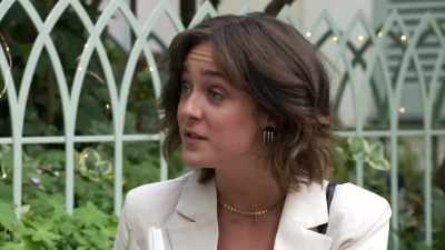 -What?!
-I lived in Santa Barbara, - Love Trip: Paris