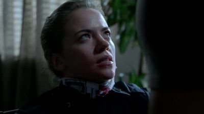 - What?
- I need my pills. - Prison Break