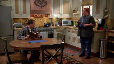 What? I took a huge dump. - Two and a Half Men