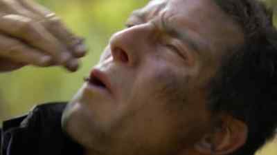 WHAT I WANT TO DO HERE
IS SPLIT IT DOWN INTO STRANDS. - Man vs. Wild