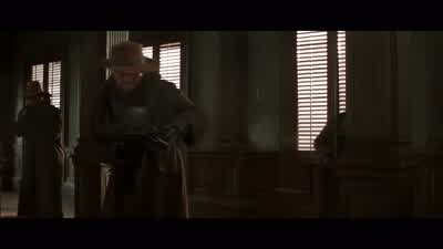 Automatic rifles? - The League of Extraordinary Gentlemen